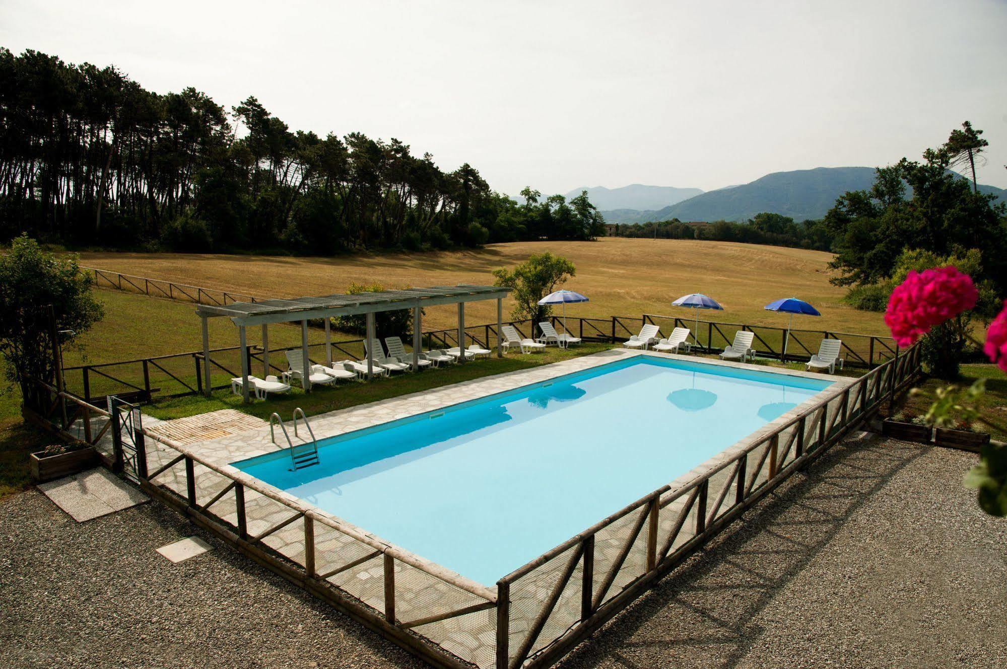 Residence Tourist Lucca Exterior foto